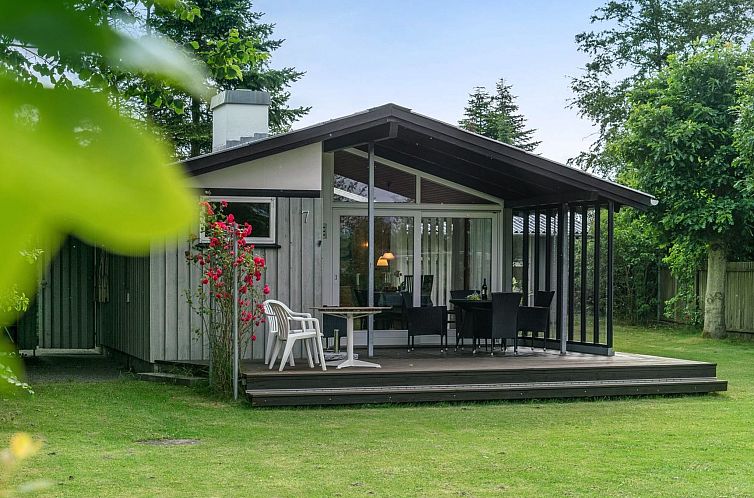 Vakantiehuis "Juditha" - 400m from the sea