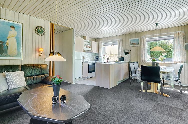 Vakantiehuis "Suni" - 400m from the sea