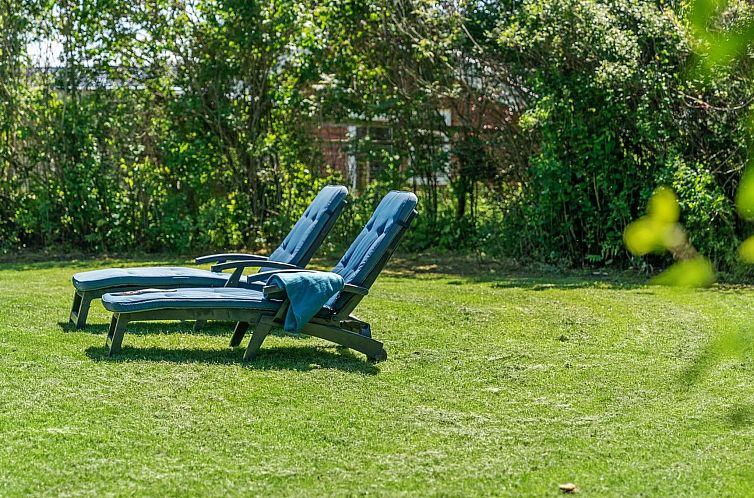 Vakantiehuis "Kajana" - 400m from the sea