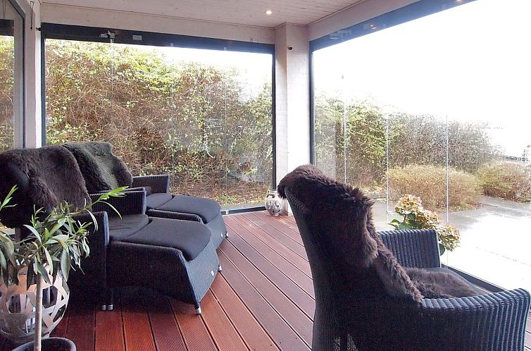 Vakantiehuis "Laila" - 50m from the sea