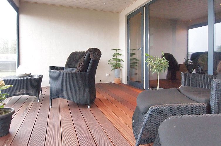 Vakantiehuis "Laila" - 50m from the sea