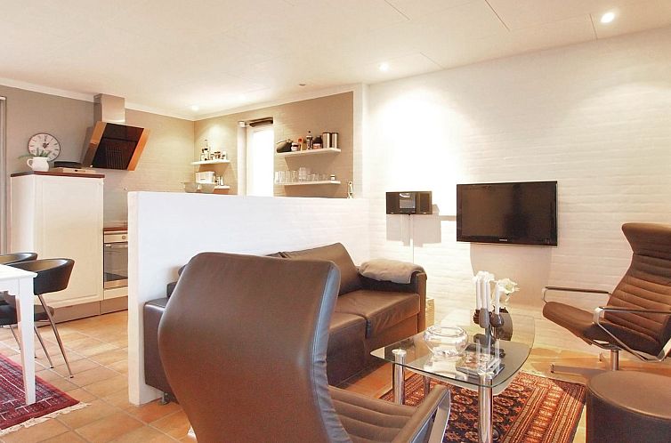 Vakantiehuis "Laila" - 50m from the sea