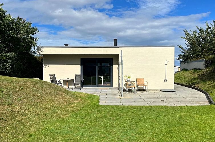 Vakantiehuis "Laila" - 50m from the sea