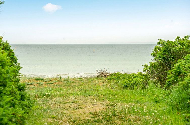 Vakantiehuis "Gullan" - 75m from the sea