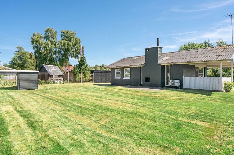 Vakantiehuis "Undine" - 300m from the sea