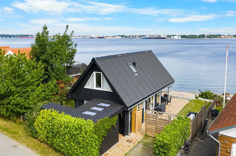 Unterkunft 0152917 - Ferienhaus Southern Danmark - Vakantiehuis "Yngvy" - 10m from the sea