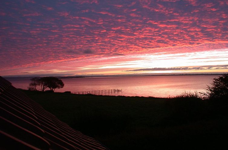 Vakantiehuis "Arton" - 300m from the sea