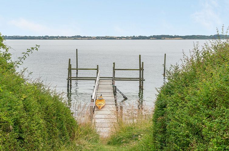 Vakantiehuis "Arton" - 300m from the sea