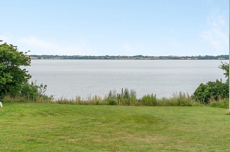 Vakantiehuis "Arton" - 300m from the sea