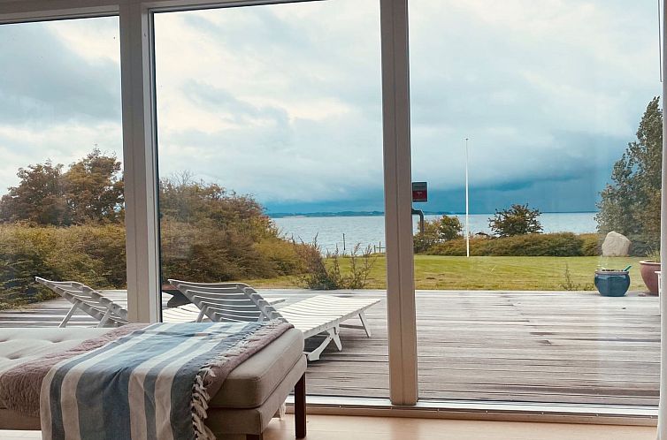 Vakantiehuis "Arton" - 300m from the sea
