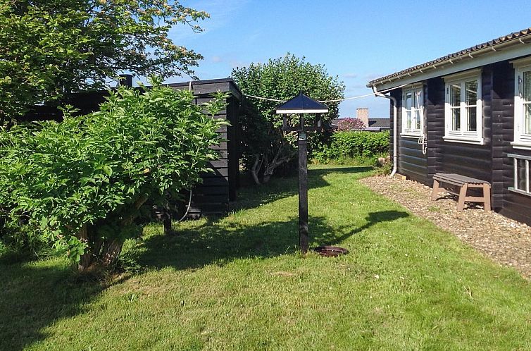 Vakantiehuis "Bibi" - 200m from the sea