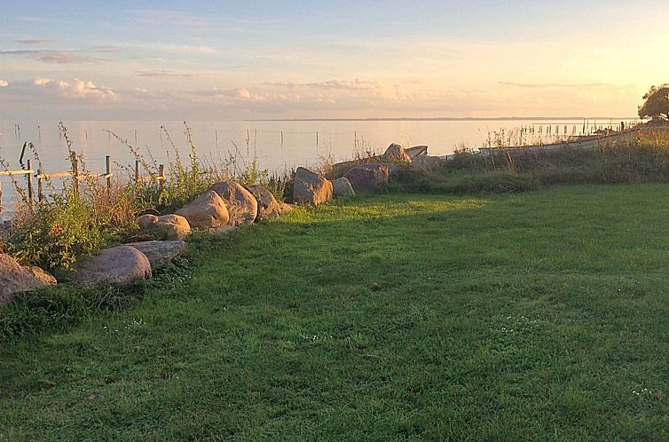 Vakantiehuis "Sissela" - 5m from the sea