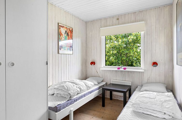 Vakantiehuis "Dorathea" - 360m from the sea