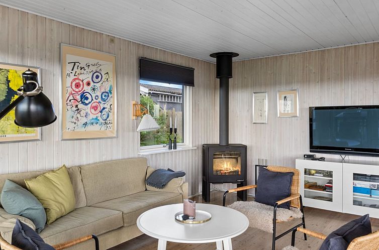 Vakantiehuis "Dorathea" - 360m from the sea