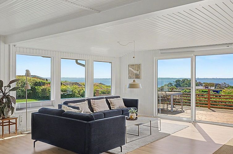 Vakantiehuis "Teofan" - 325m from the sea