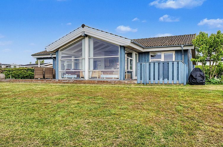 Vakantiehuis "Imelda" - 75m from the sea