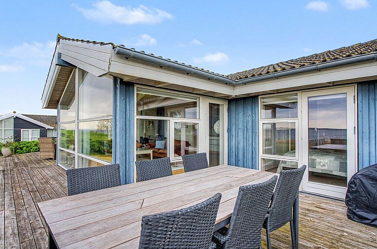Vakantiehuis "Imelda" - 75m from the sea