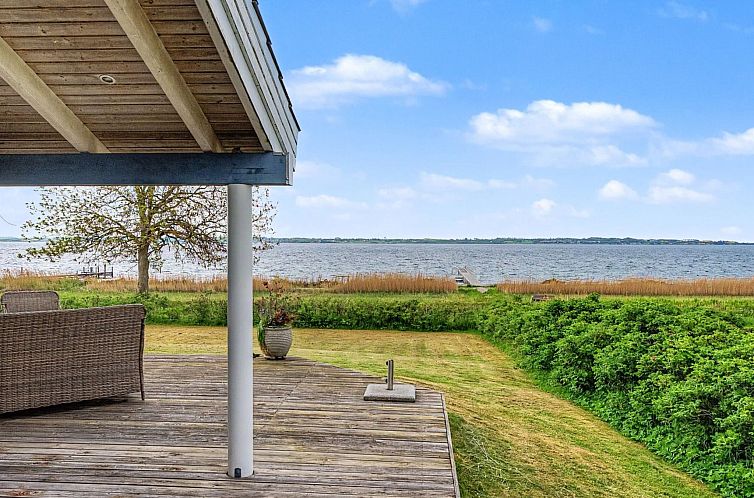 Vakantiehuis "Imelda" - 75m from the sea