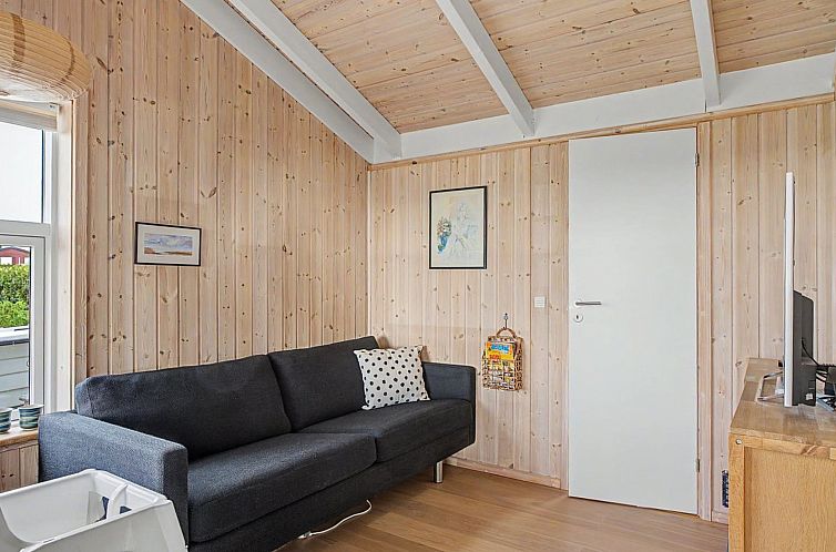 Vakantiehuis "Imelda" - 75m from the sea