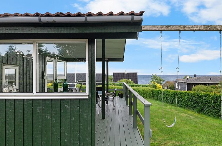 Vakantiehuis "Slava" - 75m from the sea