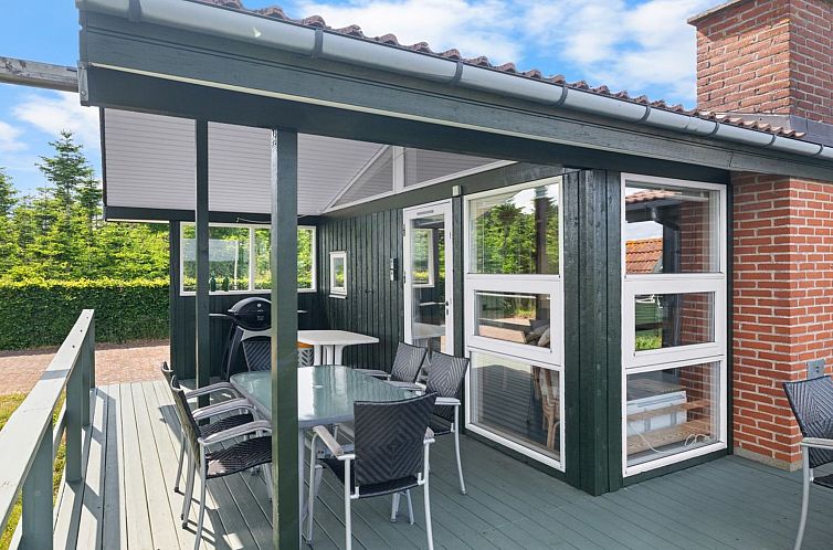 Vakantiehuis "Slava" - 75m from the sea