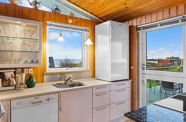 Vakantiehuis "Slava" - 75m from the sea