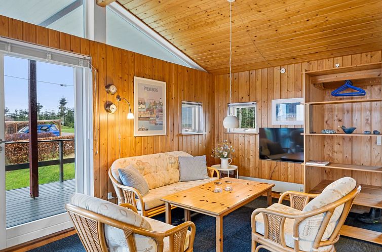 Vakantiehuis "Slava" - 75m from the sea