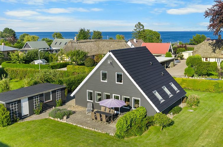 Vakantiehuis "Begitte" - 200m from the sea