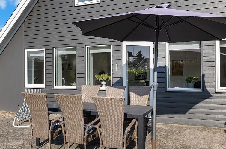 Vakantiehuis "Begitte" - 200m from the sea