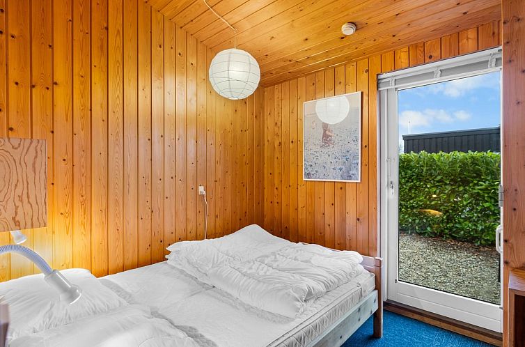 Vakantiehuis "Slava" - 75m from the sea