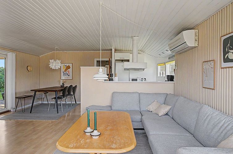 Vakantiehuis "Helwigh" - 330m from the sea