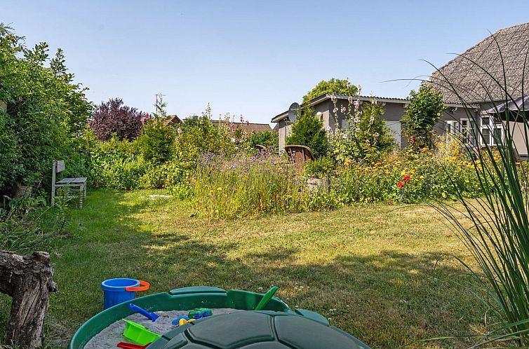 Vakantiehuis "Evje" - 250m from the sea