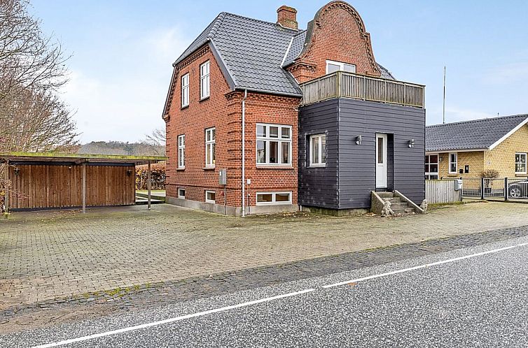 Vakantiehuis "Hanni" - 600m from the sea