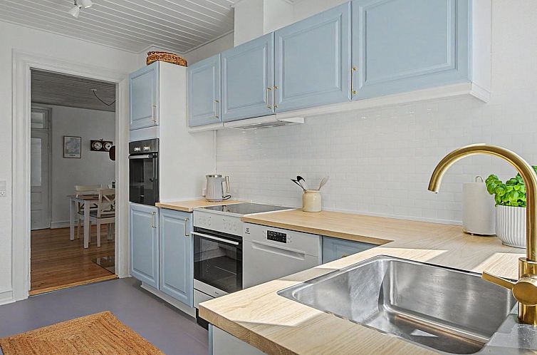 Vakantiehuis "Hanni" - 600m from the sea