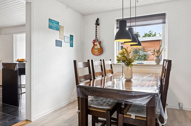 Vakantiehuis "Deljan" - 200m from the sea