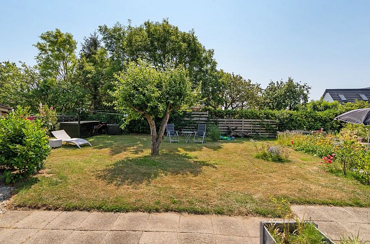 Vakantiehuis "Evje" - 250m from the sea