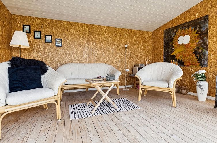 Vakantiehuis "Asmund" - 150m from the sea