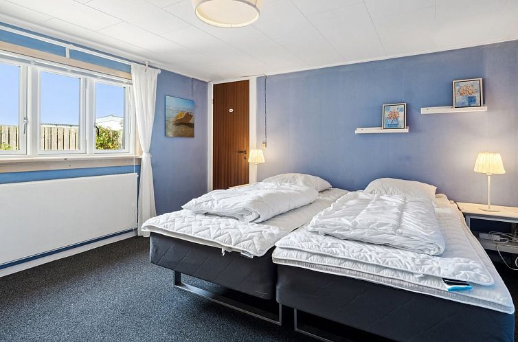 Vakantiehuis "Asmund" - 150m from the sea