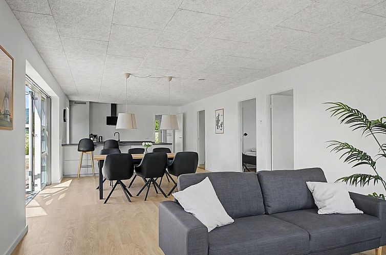 Vakantiehuis "Iolani" - 2.2km from the sea