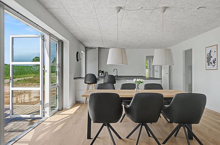 Vakantiehuis "Iolani" - 2.2km from the sea