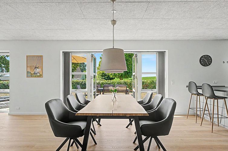 Vakantiehuis "Iolani" - 2.2km from the sea