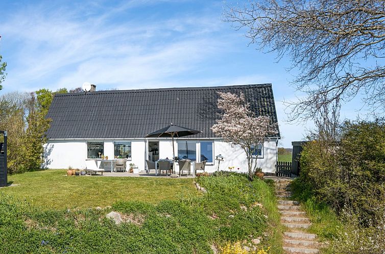 Vakantiehuis "Ose" - 50m from the sea