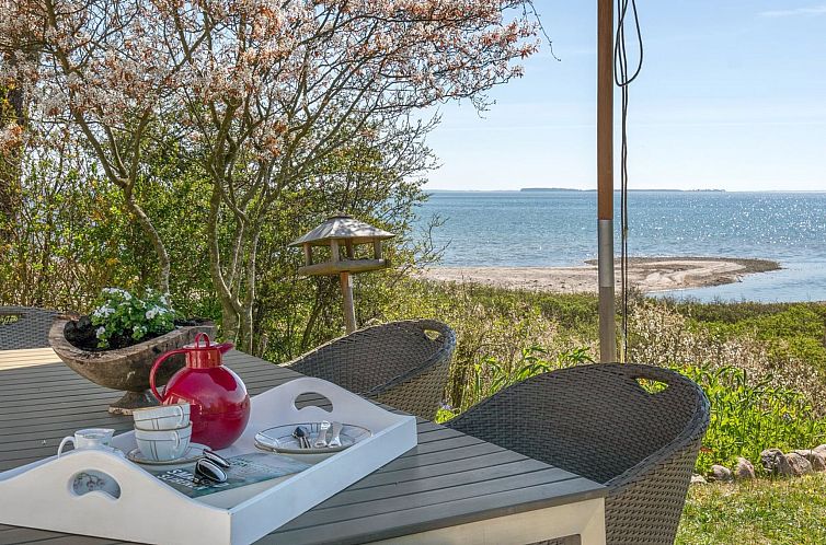 Vakantiehuis "Ose" - 50m from the sea