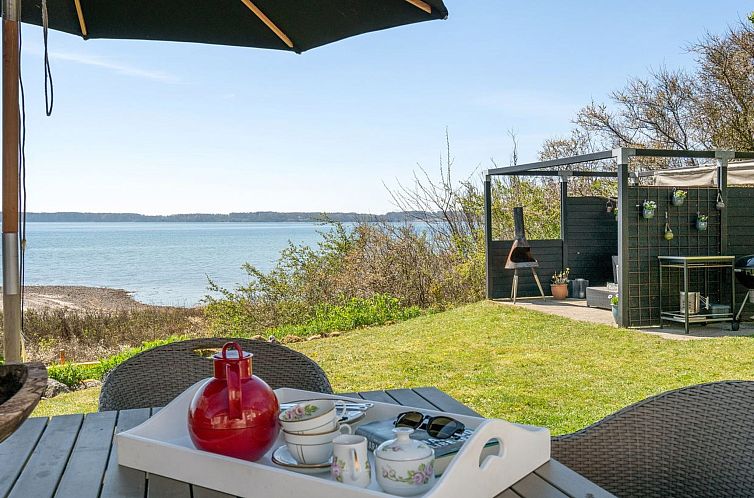 Vakantiehuis "Ose" - 50m from the sea