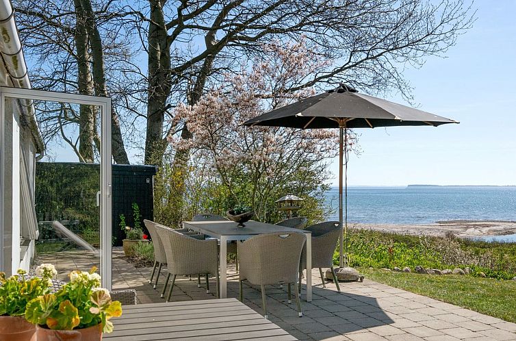 Vakantiehuis "Ose" - 50m from the sea