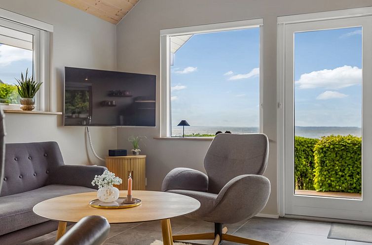 Vakantiehuis "Femija" - 50m from the sea