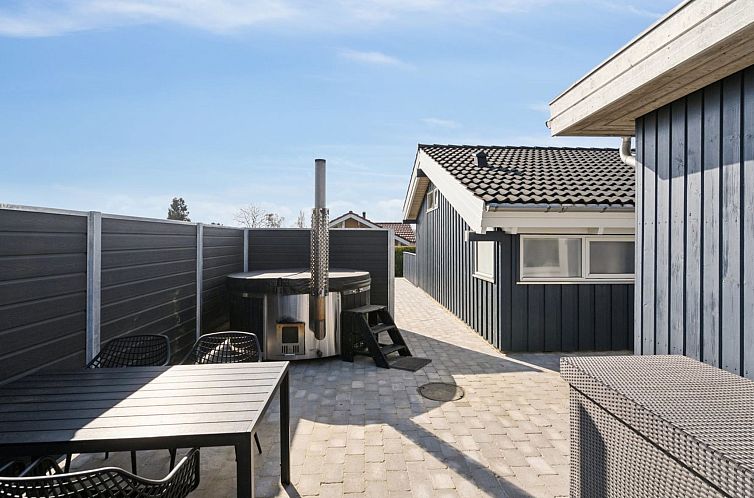 Vakantiehuis "Rouwen" - 120m from the sea