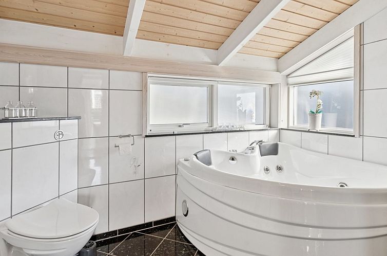 Vakantiehuis "Rouwen" - 120m from the sea