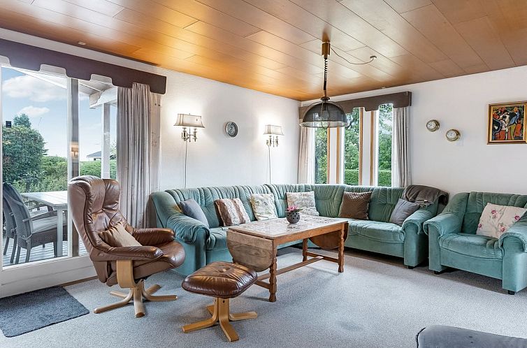 Vakantiehuis "Eweline" - 400m from the sea