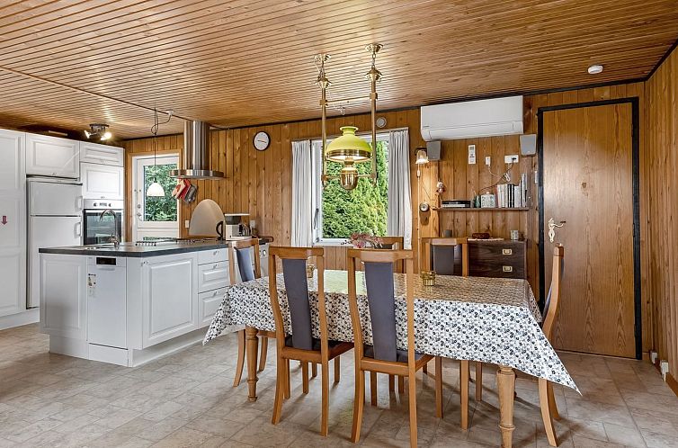 Vakantiehuis "Eweline" - 400m from the sea